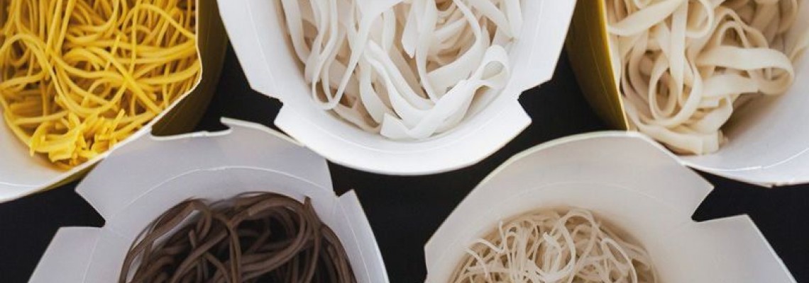 Η διαφορά μεταξύ noodles ρυζιού και Glass noodles